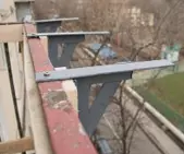 Усиление металлического ограждения